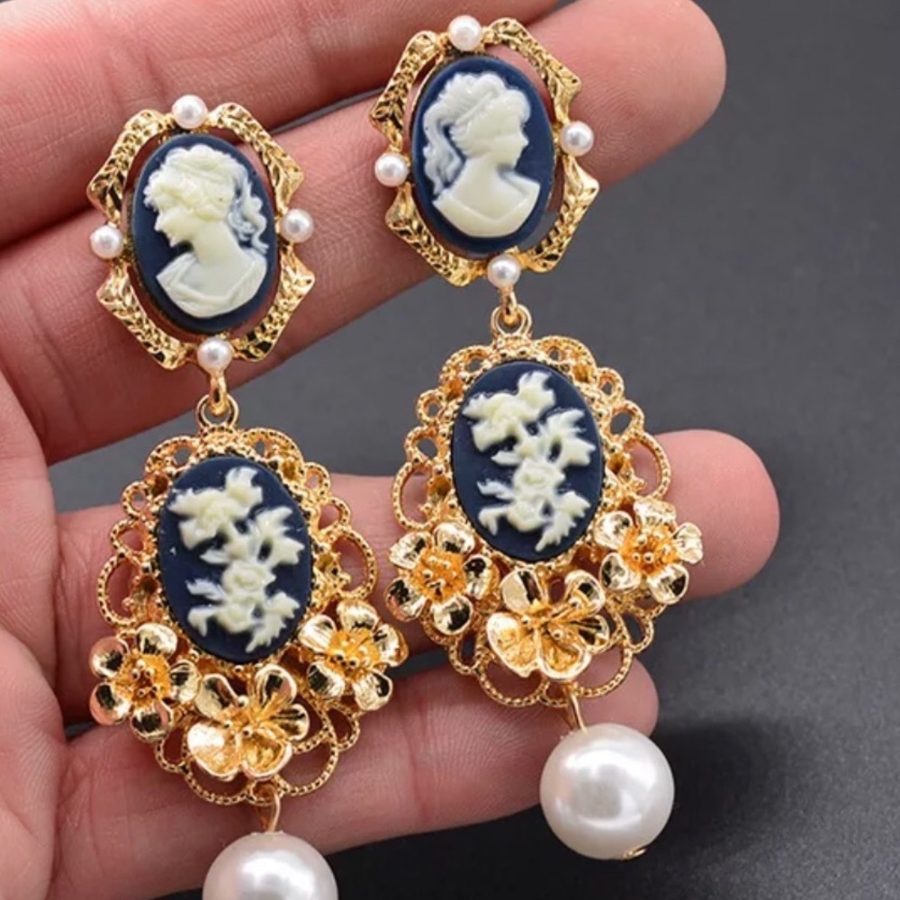 Vintage baroque earrings